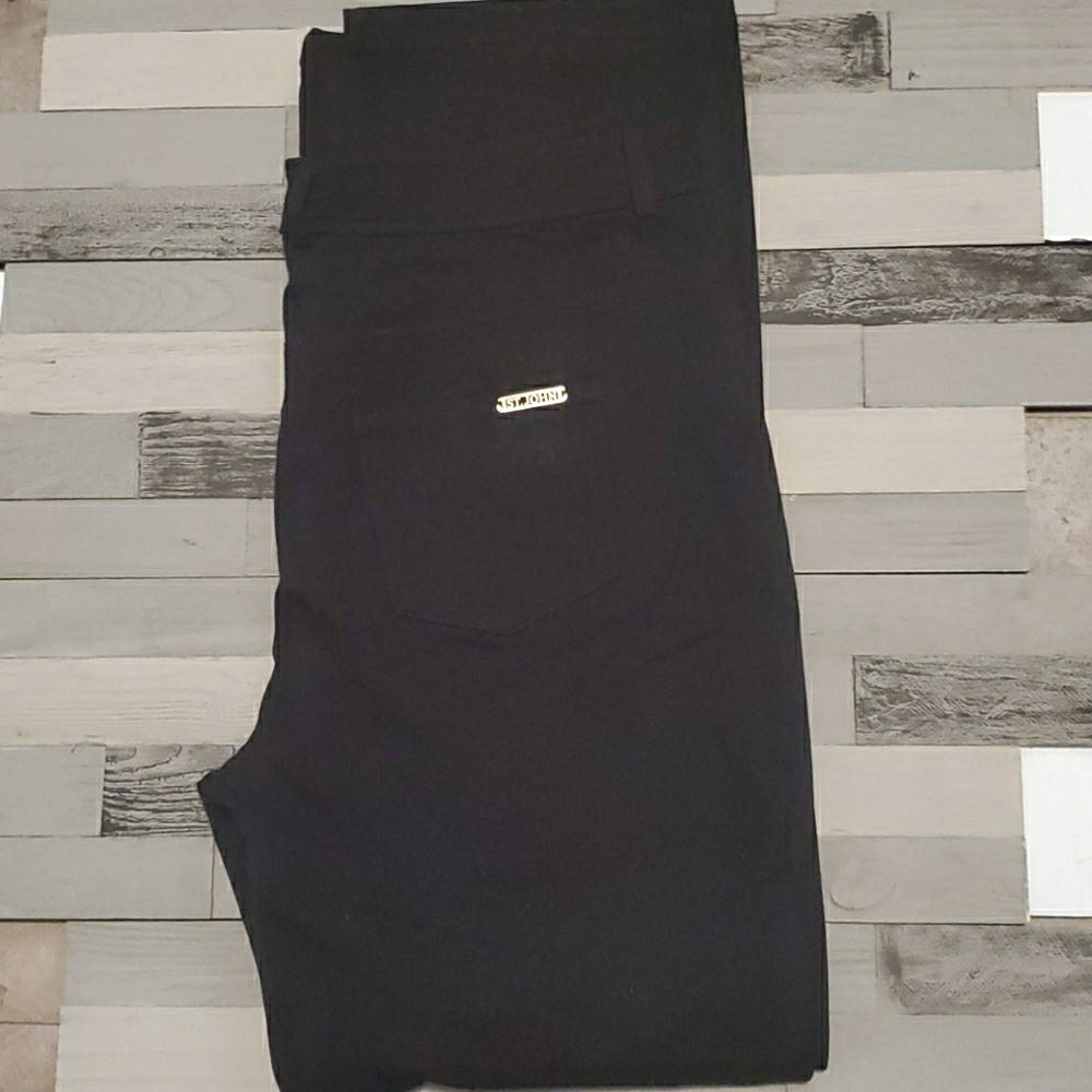 ST JOHN YELLOW LABEL